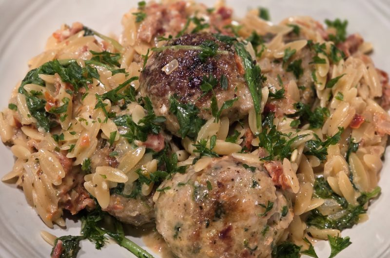 "Marry me Bouletten" mat Orzo-Pasta