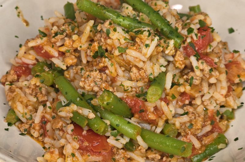 Räispann mat Gehacktes an gréine Bungen